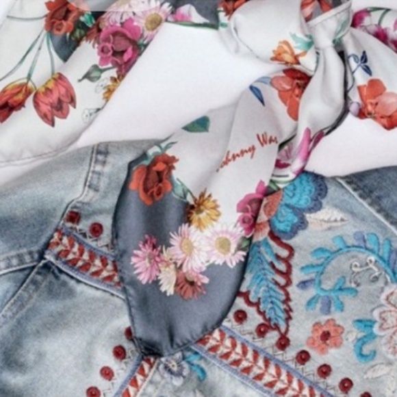 Johnny was FLOWER SCARF - Picture 6 of 6